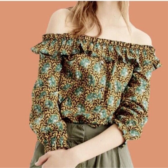 J.CREW Tops - J.CREW Ruffle Off The Shoulder Top in Ratti Elephant Print Size 8 Blouse Cotton